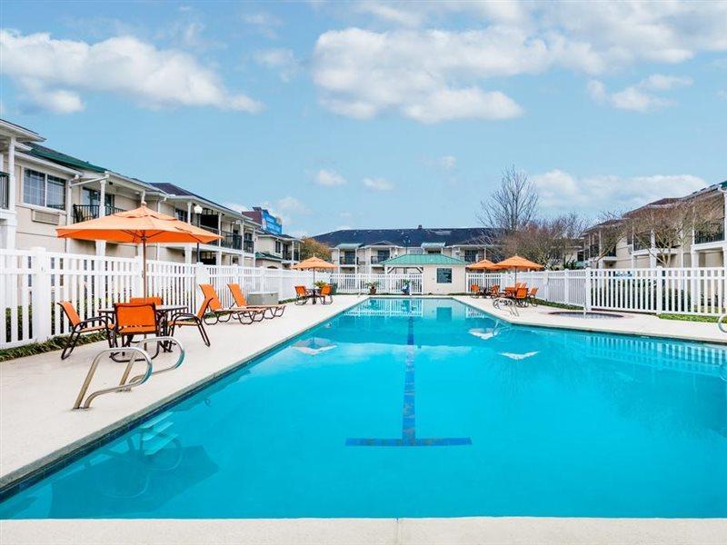 Richmond Inn And Suites Baton Rouge College Drive Екстериор снимка