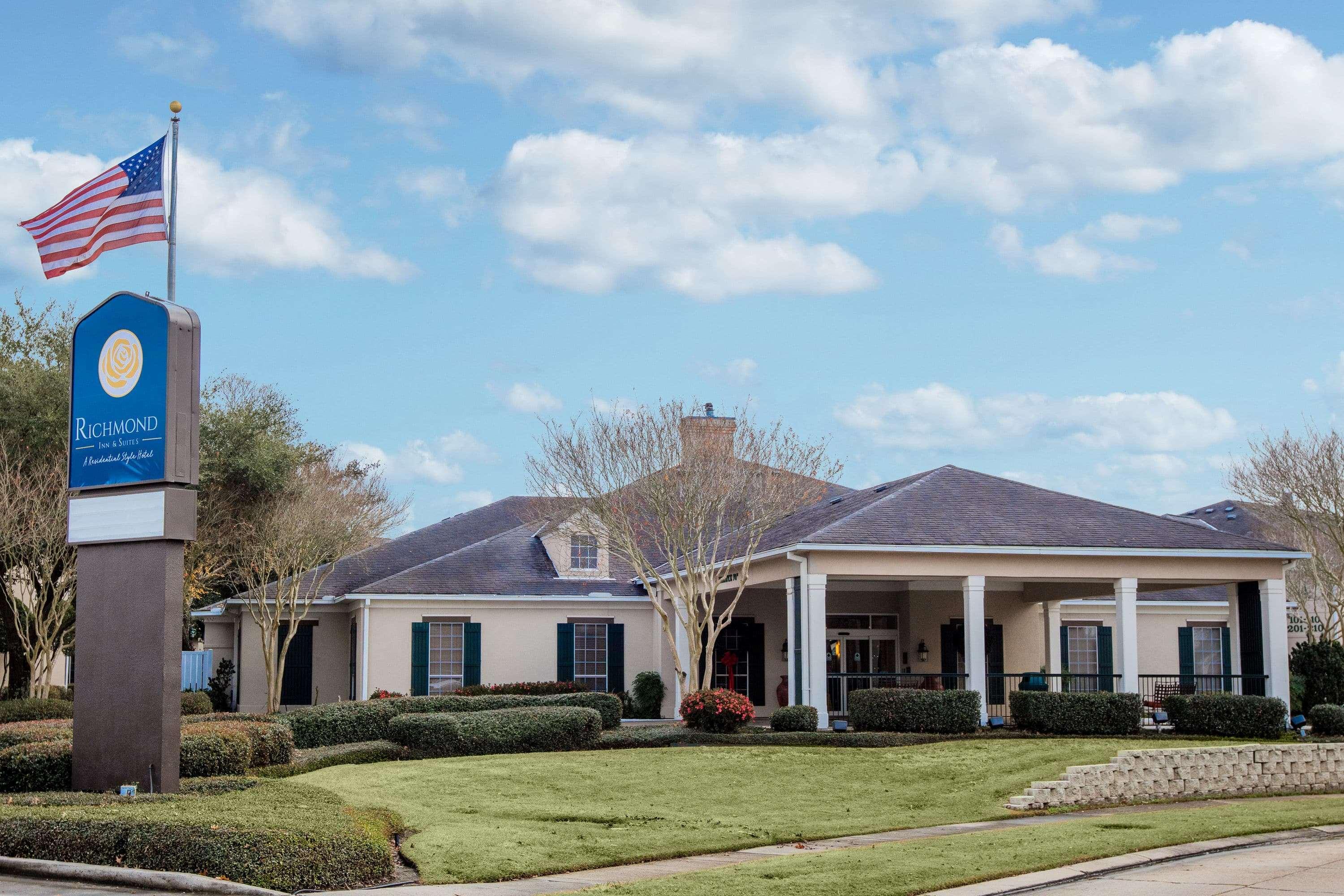 Richmond Inn And Suites Baton Rouge College Drive Екстериор снимка